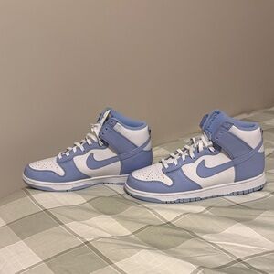 Nike High-Top Sneakers in White and Light Blue